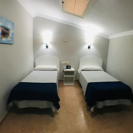 Jazmines Hotel