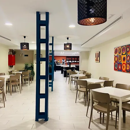 Jazmines Hotel 3*