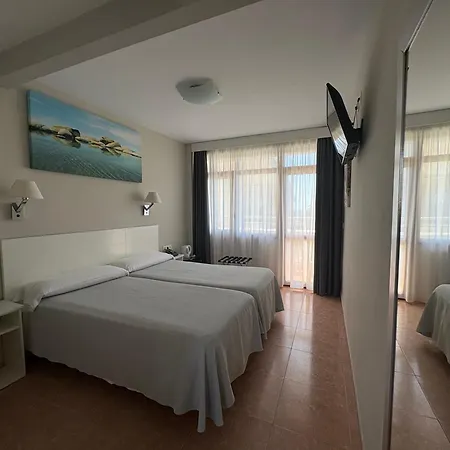 Jazmines Hotel